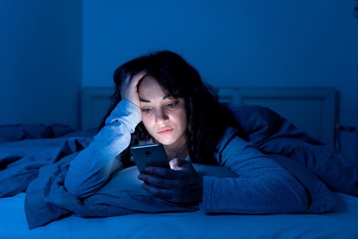 Afhængighed af Sociale Medier: Hvorfor Vi Ikke Kan Lægge Telefonen Fra Os