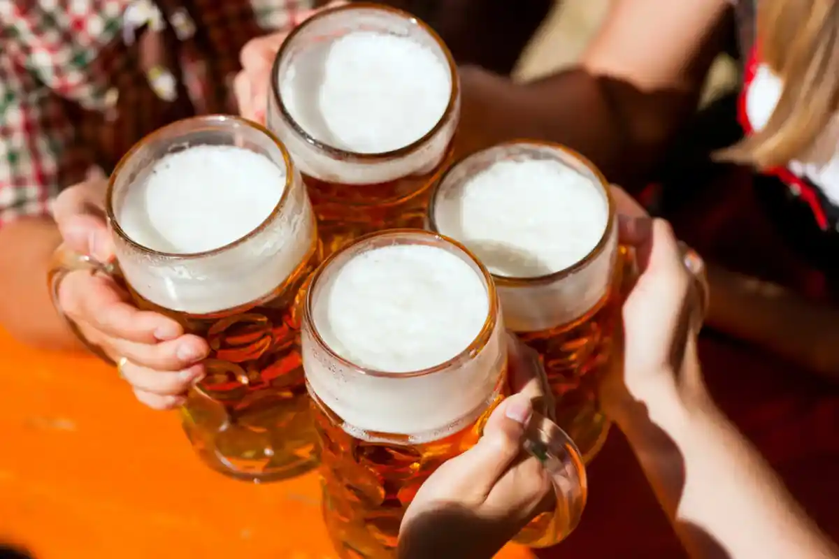 Bestille Øl i Baren: Undgå Denne Sætning for en Bedre Oplevelse