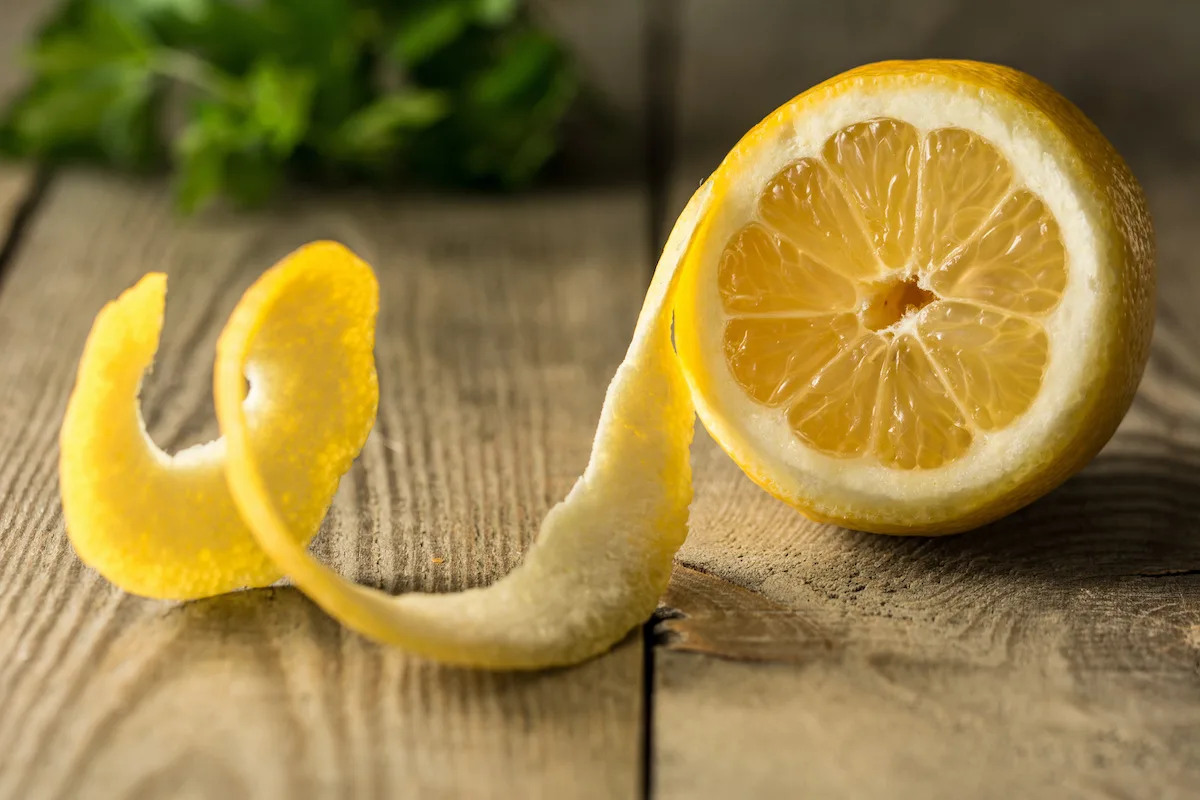 Citronskal i Glas: Et Smart Trick til Rengøring og Genbrug!