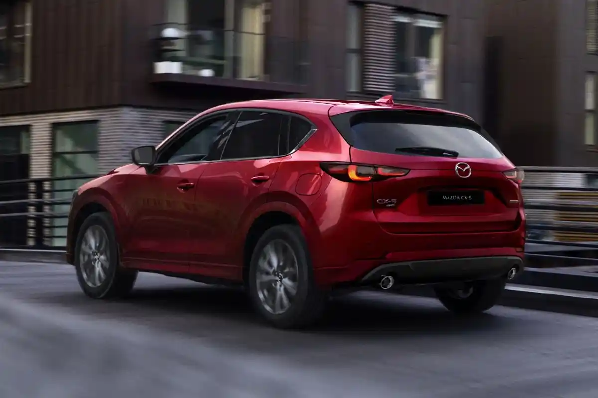 Dæktryk Bil: Find Det Rette Tryk til Din Mazda CX-5, Toyota Hilux og Tesla Model 3!