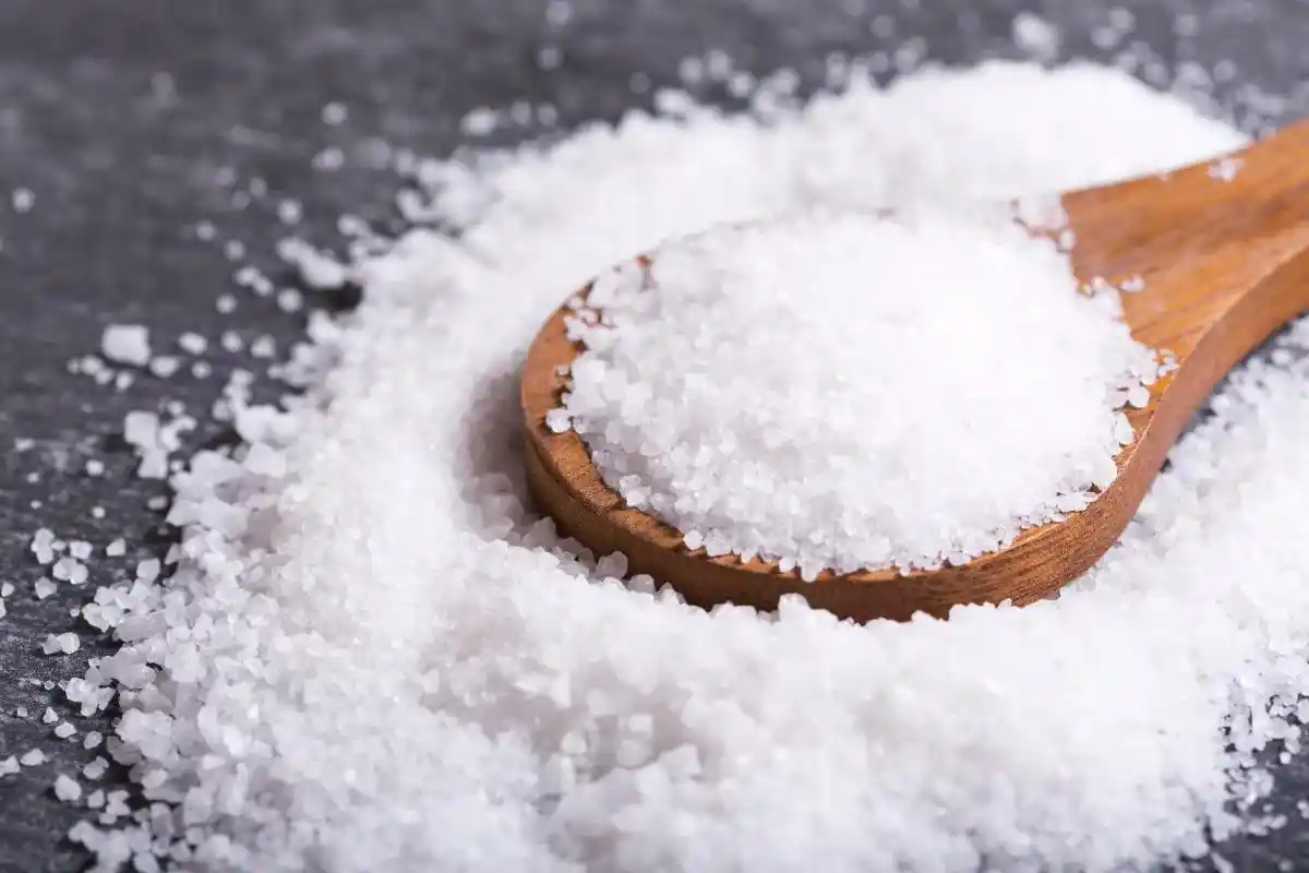Fodbad med Natron og Salt: En Nem Løsning til Friske og Sunde Fødder!