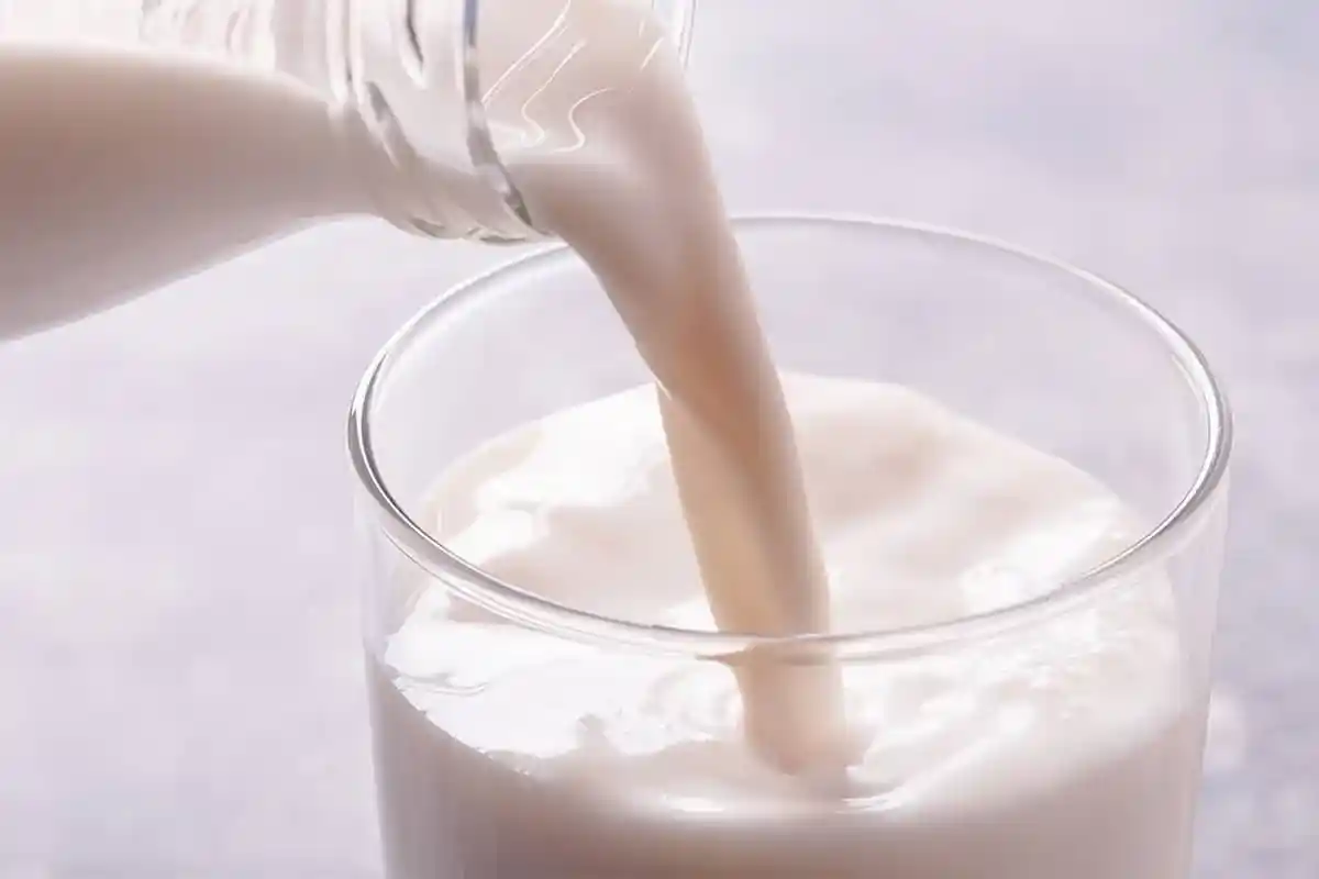 Glatte Krøllet Hår: Tre Naturlige Ingredienser til Silkeblødt Hår