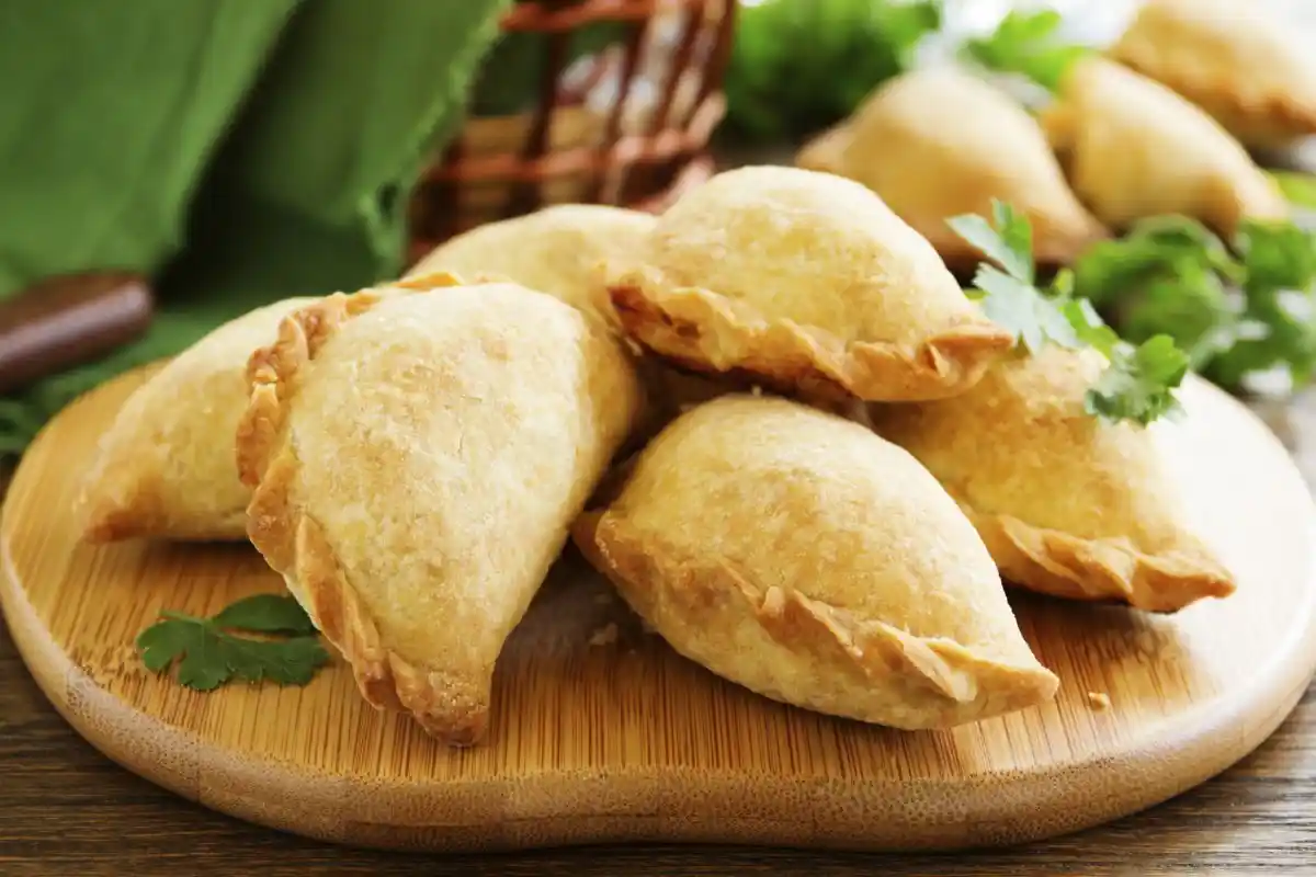 Knasende Empanadas: Hemmeligheden Bag en Sprød Skorpe