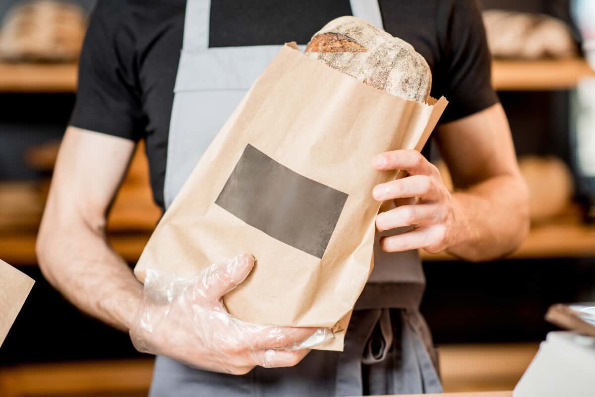 Opbevare Brød: Den Bedste Måde at Holde Dit Brød Friskt i Flere Dage!