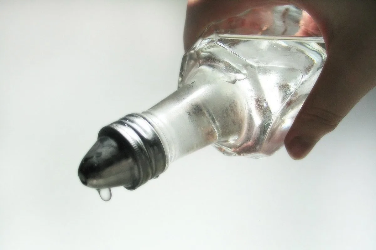 Rengøre Brusekabine: Det Ultimative Trick Uden Bagepulver eller Blegemiddel!