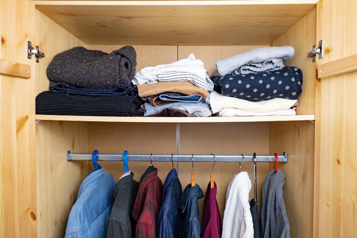 Ris mod Skimmel i Skabe: En Simpel og Effektiv Løsning