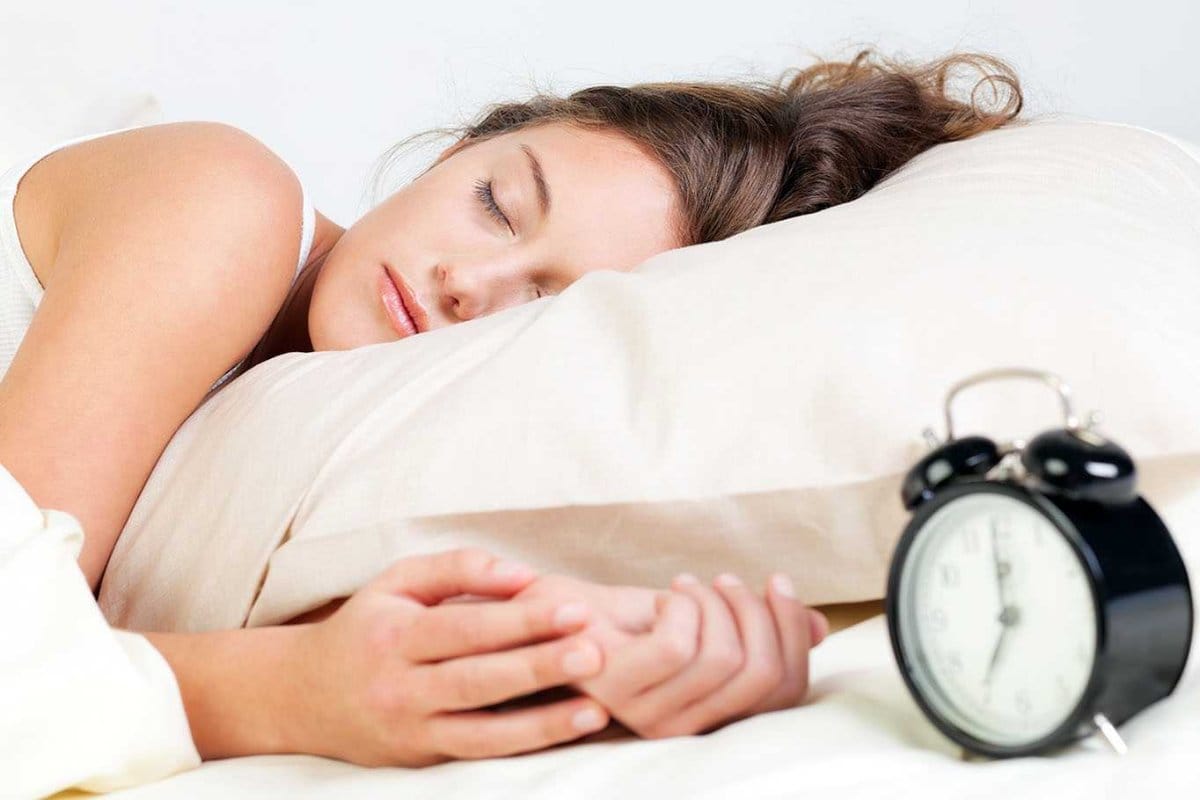 Hvad betyder det at sove mere end 10 timer hver dag, ifølge psykologien?